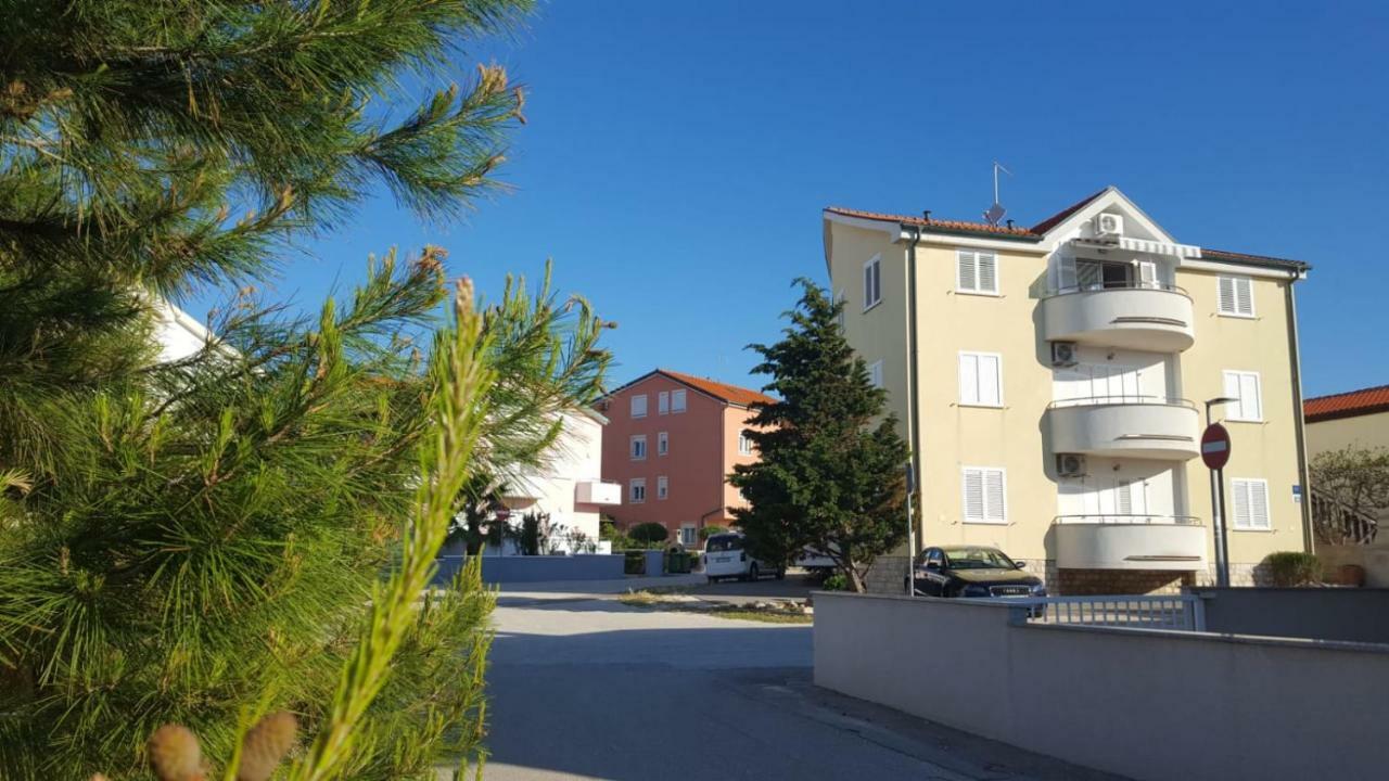 Appartement Zagi à Povljana Extérieur photo