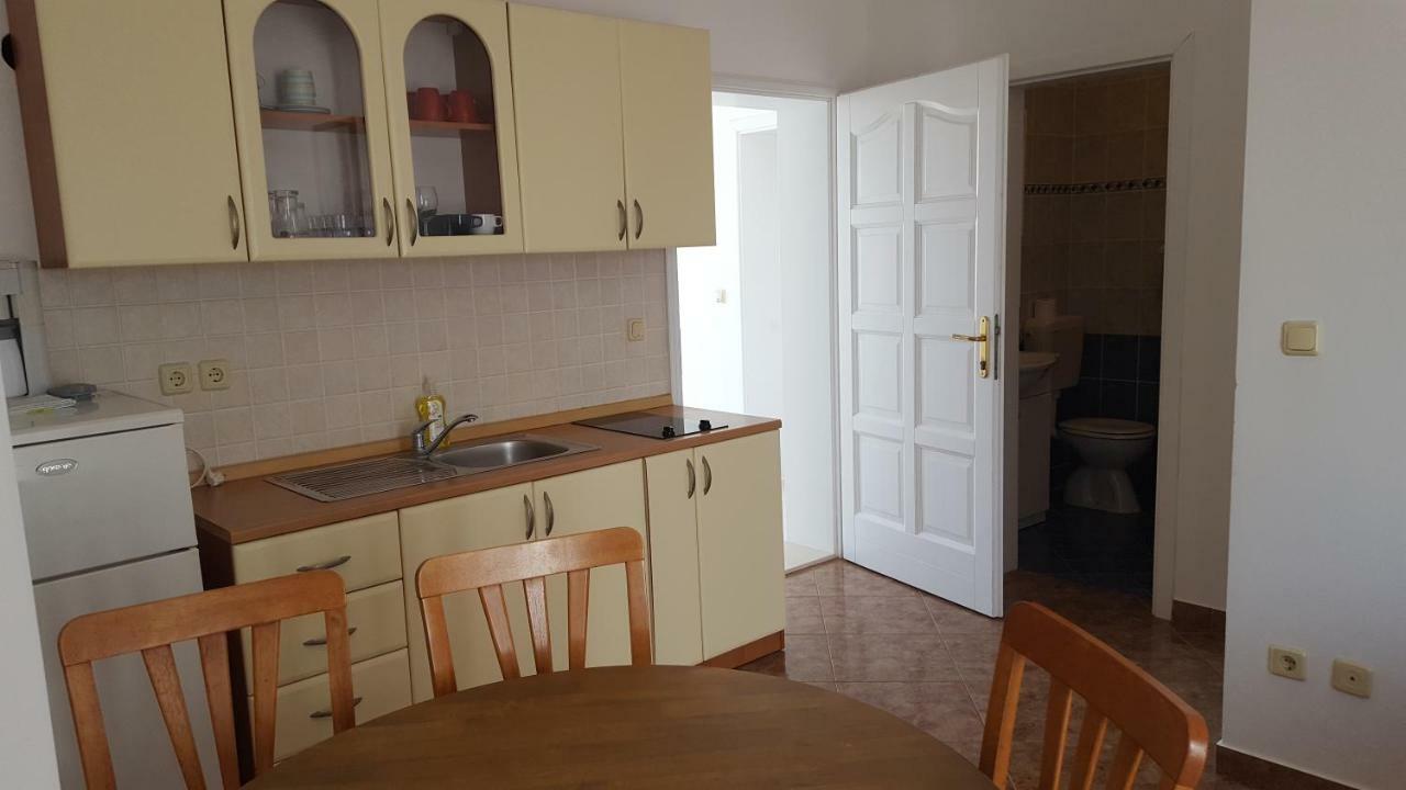 Appartement Zagi à Povljana Extérieur photo