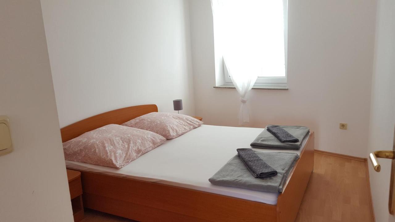 Appartement Zagi à Povljana Extérieur photo